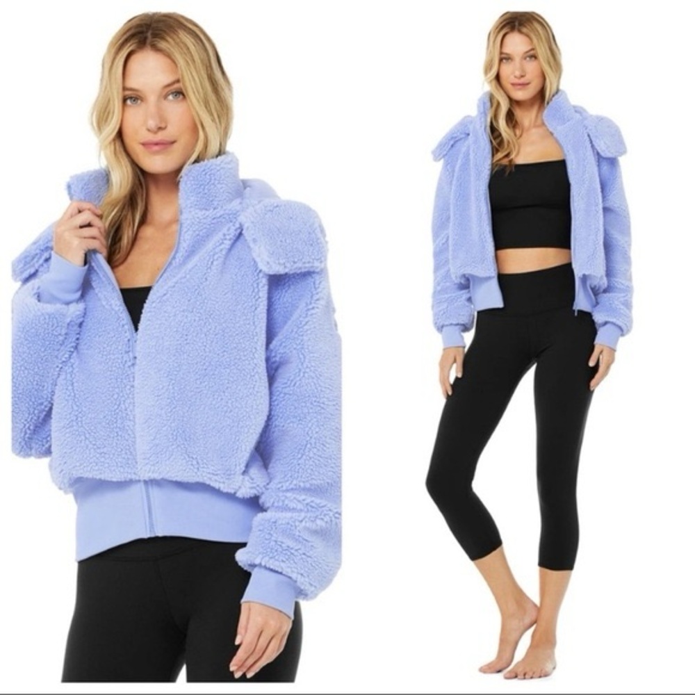 Alo Foxy Sherpa Jacket in Marina